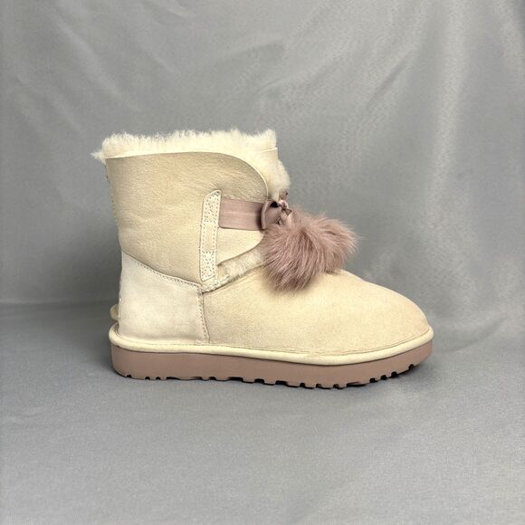 Womens 8 Ugg Boots Gita Powder Cream Purple Pompoms Gorgeous Coquette RARE! - Picture 6 of 11